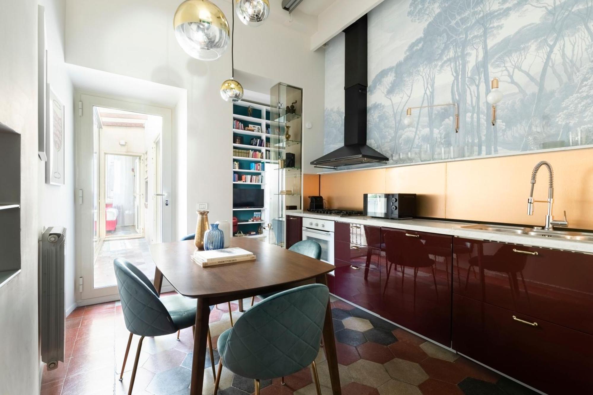 Ych-colosseo Book House Appartement