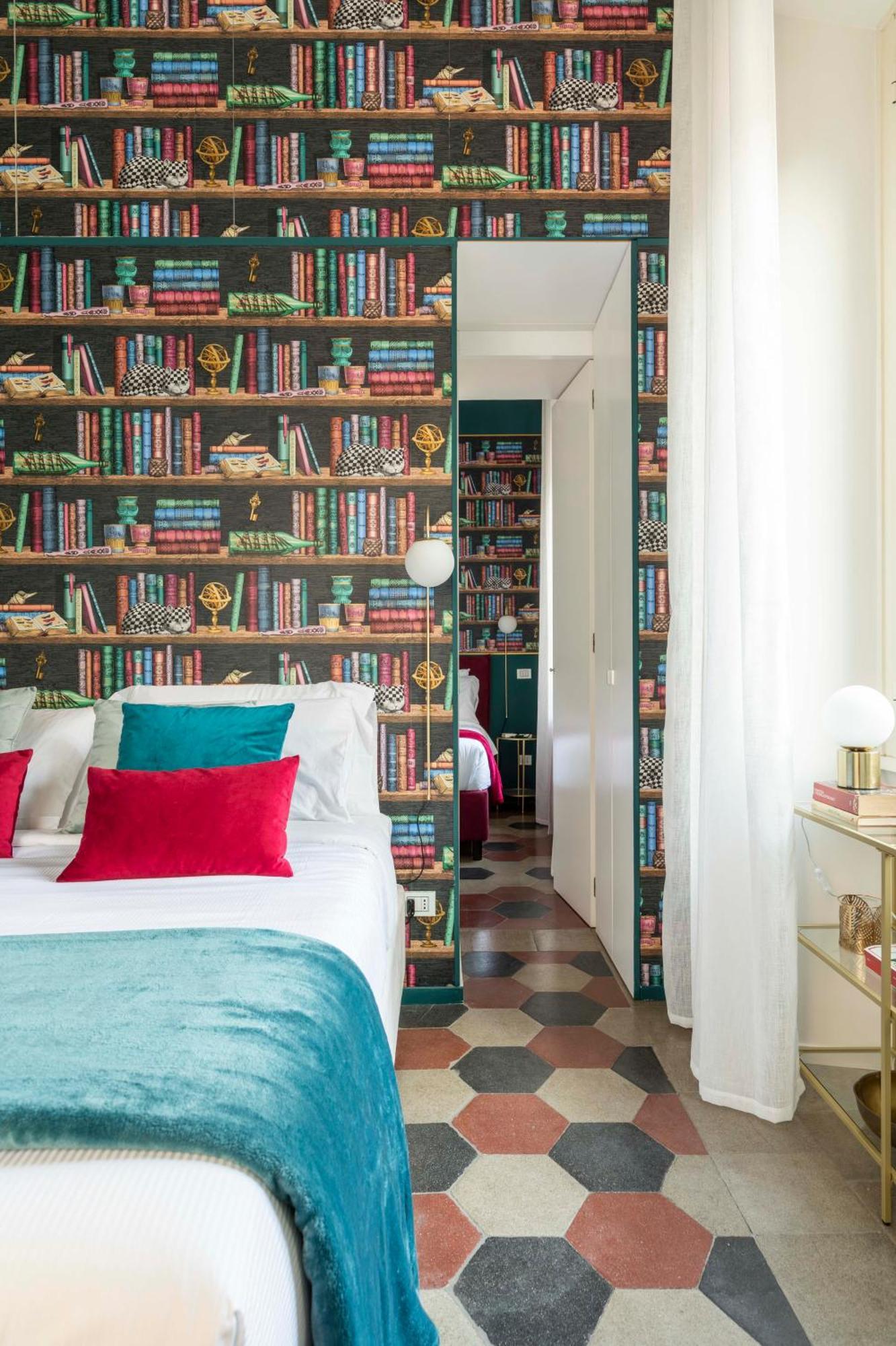 Ych-colosseo Book House Apartment Rome